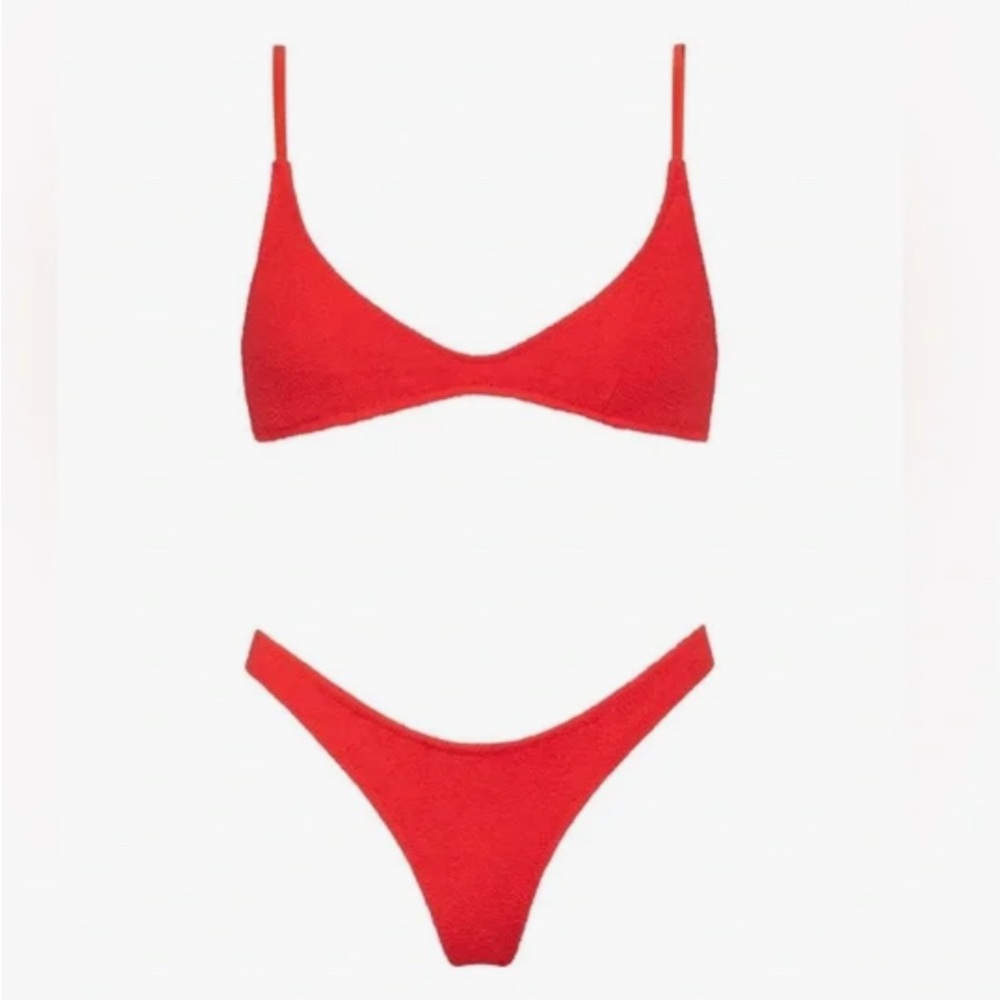 Triangl Maia Bikini Set in red